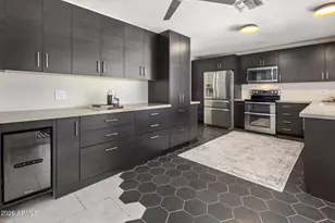 2432 E Piestewa Peak Dr, Phoenix, AZ 85016 - Photo 24