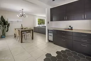 2432 E Piestewa Peak Dr, Phoenix, AZ 85016 - Photo 22