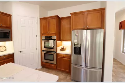 2004 W Calle De Las Estrellas Drive, Phoenix, AZ 85085 - Photo 16