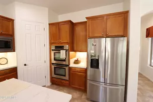 2004 W Calle De Las Estrellas Dr, Phoenix, AZ 85085 - Photo 16