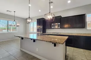 18617 W Williams St, Goodyear, AZ 85338 - Photo 8