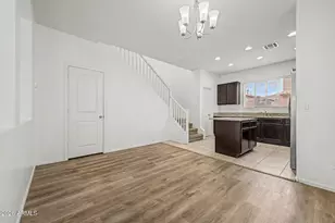 2026 N 77th Dr, Phoenix, AZ 85035 - Photo 6