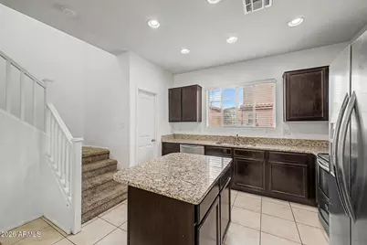 2026 N 77th Drive, Phoenix, AZ 85035 - Photo 10