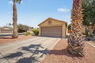 15703 W Young St, Surprise, AZ 85374 - Photo 2