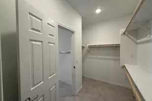 28267 N 134th Ln, Peoria, AZ 85383 - Photo 12