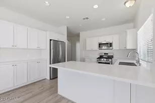 1028 N Columbus Dr, Gilbert, AZ 85234 - Photo 36