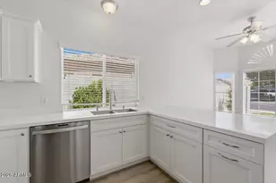 1028 N Columbus Dr, Gilbert, AZ 85234 - Photo 30
