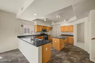 7349 W Willow Ave, Peoria, AZ 85381 - Photo 6