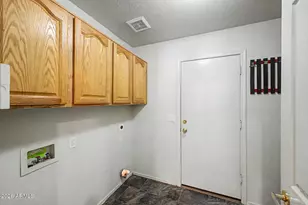 7349 W Willow Ave, Peoria, AZ 85381 - Photo 30
