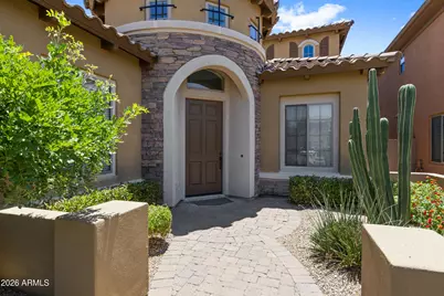 3939 E Crest Lane, Phoenix, AZ 85050 - Photo 2