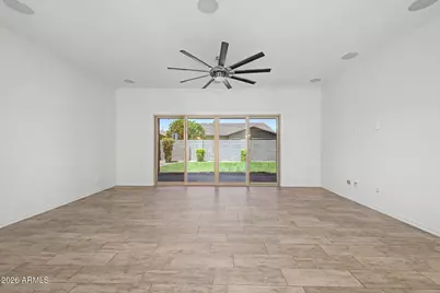 1360 W Joshua Tree Avenue, San Tan Valley, AZ 85140 - Photo 8