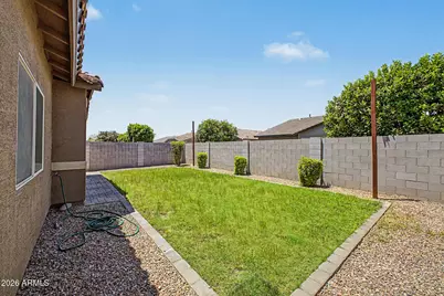 1360 W Joshua Tree Avenue, San Tan Valley, AZ 85140 - Photo 38