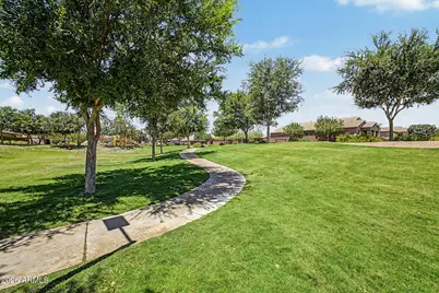 1360 W Joshua Tree Avenue, San Tan Valley, AZ 85140 - Photo 46