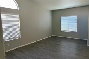 1660 E Gary Dr, Chandler, AZ 85225 - Photo 4