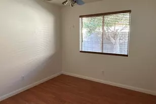 8146 W Clara Ln, Peoria, AZ 85382 - Photo 16