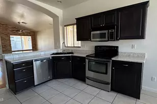 8146 W Clara Ln, Peoria, AZ 85382 - Photo 8