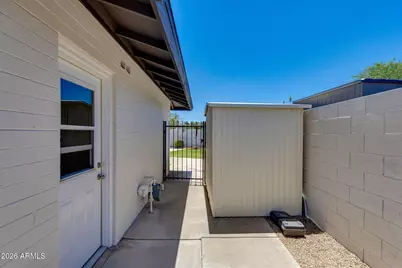 3351 E Desert Cove Avenue, Phoenix, AZ 85028 - Photo 30