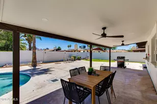 3351 E Desert Cove Ave, Phoenix, AZ 85028 - Photo 30