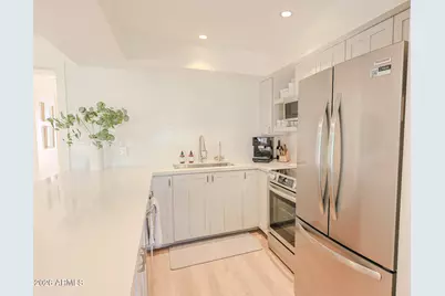 5219 N 24th Street #104, Phoenix, AZ 85016 - Photo 6