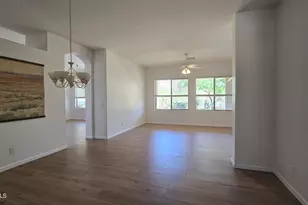 10335 E Rosemary Ln, Scottsdale, AZ 85255 - Photo 2