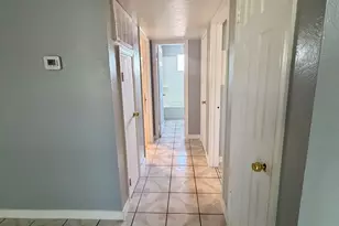 1111 E Turney Ave, Phoenix, AZ 85014 - Photo 8