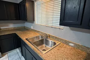 1111 E Turney Ave, Phoenix, AZ 85014 - Photo 6