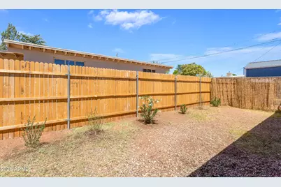 301 W Busby Drive, Sierra Vista, AZ 85635 - Photo 2