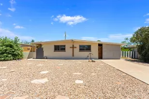 301 W Busby Dr, Sierra Vista, AZ 85635 - Photo 1