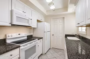 1141 E Beryl Ave, Phoenix, AZ 85020 - Photo 1