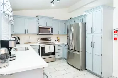 1721 E Fremont Road, Phoenix, AZ 85042 - Photo 26