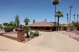1322 W Aster Dr, Phoenix, AZ 85029 - Photo 2