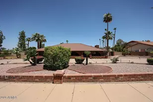 1322 W Aster Dr, Phoenix, AZ 85029 - Photo 4