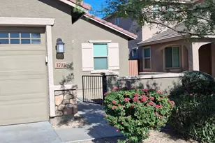 3703 S 63rd Dr, Phoenix, AZ 85043 - Photo 10