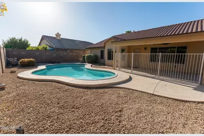 9935 W Irma Lane, Peoria, AZ 85382 - Photo 20