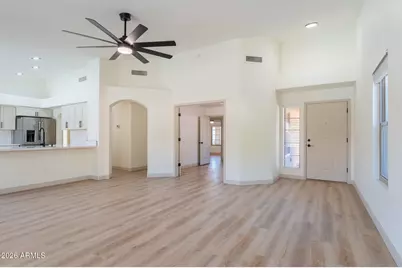 9935 W Irma Lane, Peoria, AZ 85382 - Photo 4