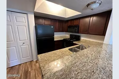 1720 E Thunderbird Road #2076, Phoenix, AZ 85022 - Photo 1
