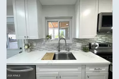 705 E Kachina Avenue, Apache Junction, AZ 85119 - Photo 6
