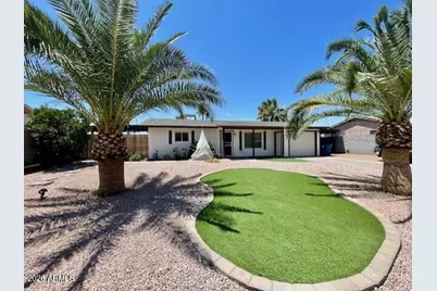 705 E Kachina Avenue, Apache Junction, AZ 85119 - Photo 1