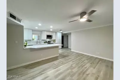 705 E Kachina Avenue, Apache Junction, AZ 85119 - Photo 4