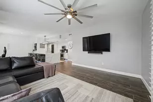 705 W Queen Creek Rd, Chandler, AZ 85248 - Photo 6