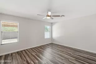 15749 W Watson Ln, Surprise, AZ 85379 - Photo 10