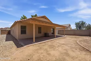 15749 W Watson Ln, Surprise, AZ 85379 - Photo 18