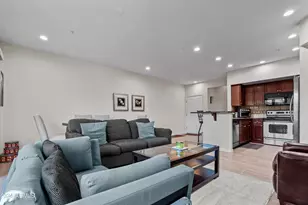 20660 N 40th St, Phoenix, AZ 85050 - Photo 8