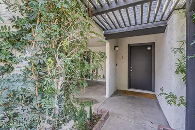 3136 N 38th Street #1, Phoenix, AZ 85018 - Photo 6