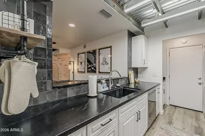 3136 N 38th Street #1, Phoenix, AZ 85018 - Photo 14
