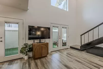 3136 N 38th Street #1, Phoenix, AZ 85018 - Photo 10