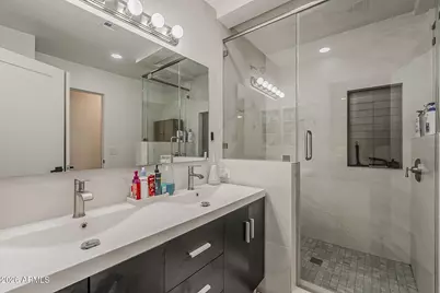 3136 N 38th Street #1, Phoenix, AZ 85018 - Photo 28