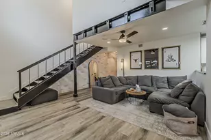 3136 N 38th St, Phoenix, AZ 85018 - Photo 1