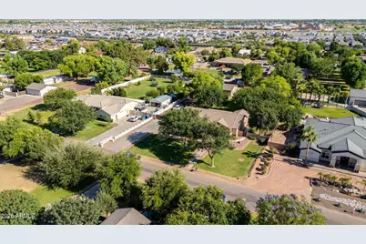 2141 E Melrose Street, Gilbert, AZ 85297 - Photo 48