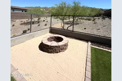 835 E Hopi Trail, Phoenix, AZ 85042 - Photo 22
